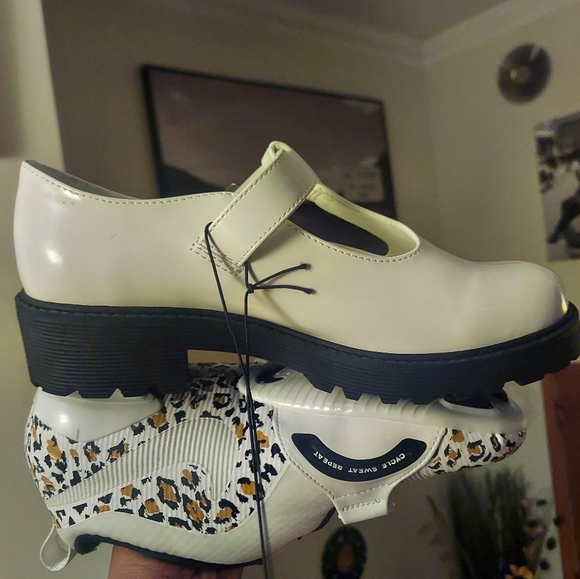 Mary Jane Style Preppy White Lug chunky platform Loafers  by Wonder Nation - Picture 13 of 14